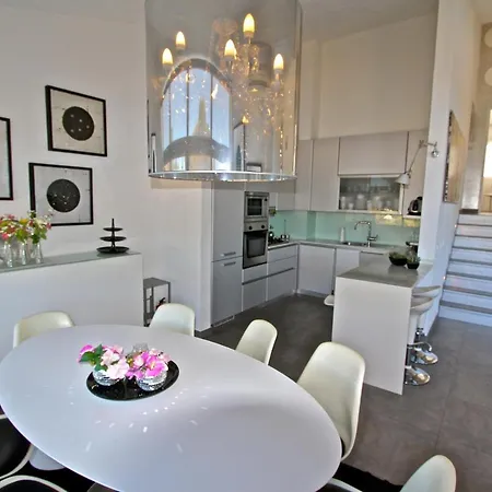 Marina Parque 83 - Clever Details *